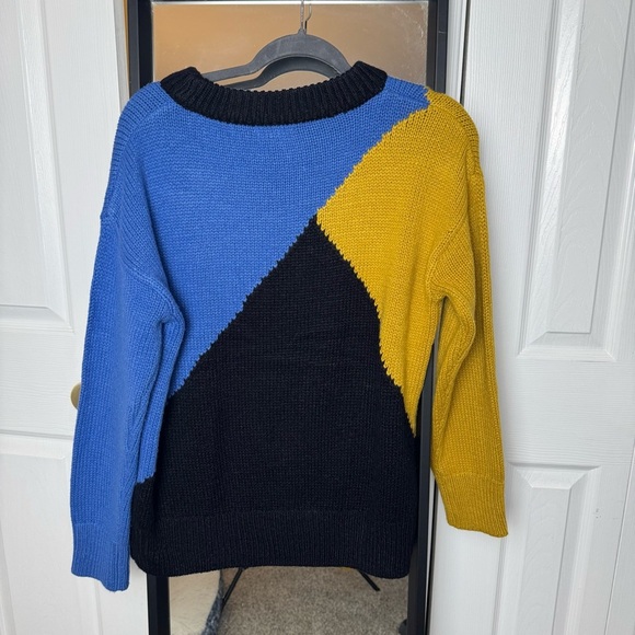 NWT Asymmetrical Color Block Sweater - Picture 4 of 4